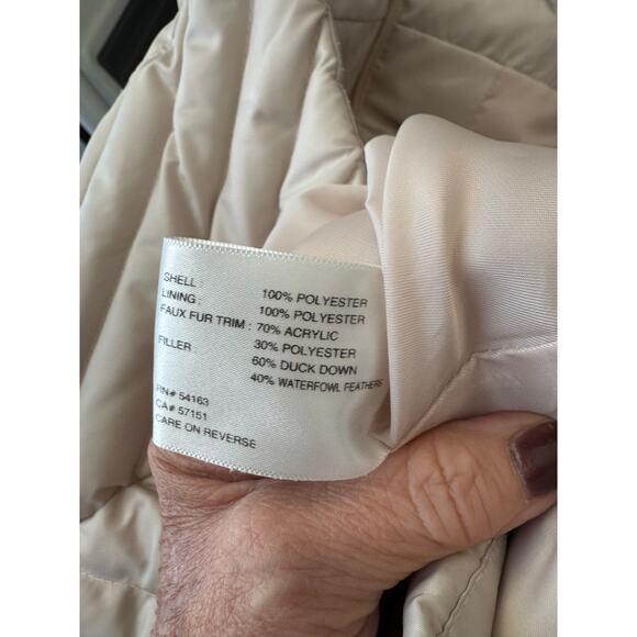 Kenneth Cole Cream Down Puffer Coat Faux Fur Trim Hood M - Picture 10 of 10